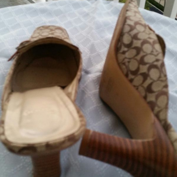 Coach Size 7.5 Greta" Woman's shoes, slides mules - Picture 5 of 7